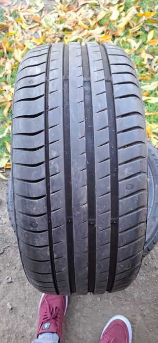 Vand cauciucuri 225 40 18 vara
