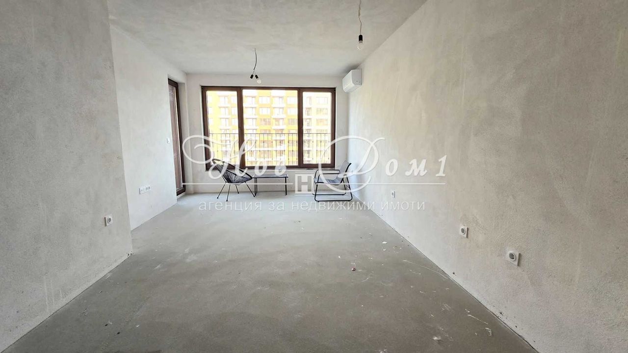 Продава се Двустаен апартамент в Варна, Победа - 62 кв.м за 2017 €/кв.м - Снимка #1