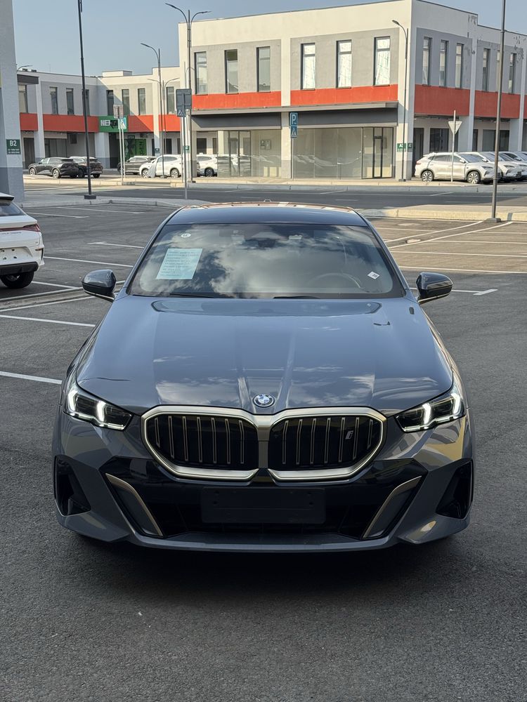 Bmw İ5 35L 2024-Yil 15.000Probeg +dop opsiya