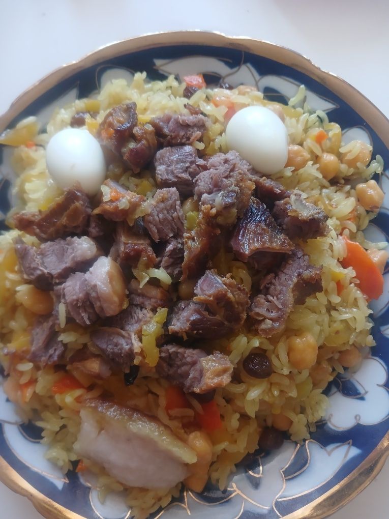 Лаззат ошхонаси Майискийда