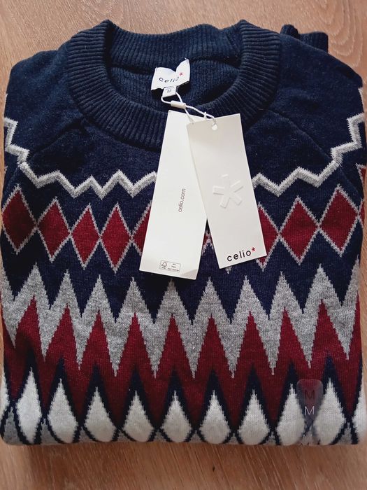 Khujo/Gant/Celio суичер ,пуловери  М размер