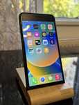Telefon IPhone 8 Plus Negru