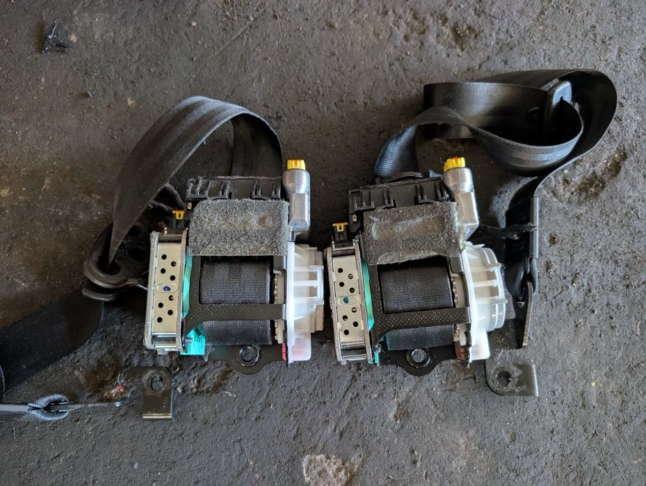 Set centuri centura stanga dreapta audi q5 8r 2013