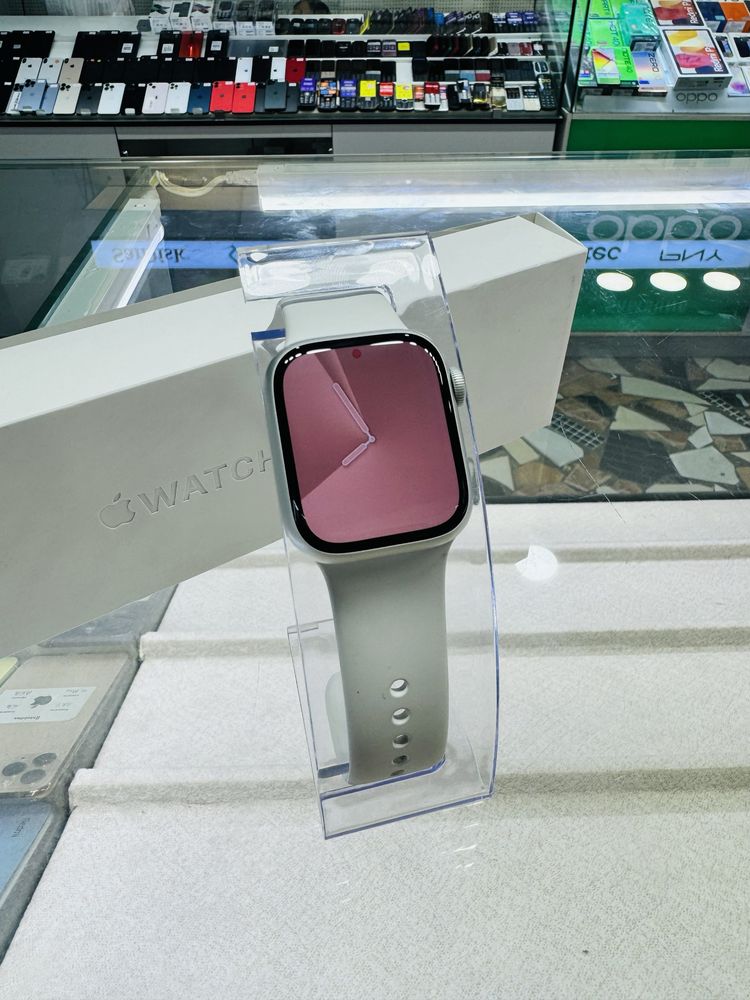 Apple Watch series 8/41 silver 100%