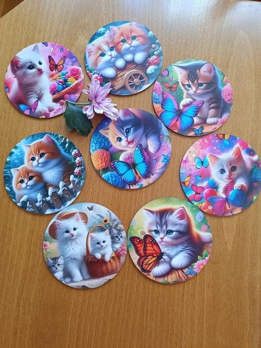 Подложки за чаши, 8 бр., нови, Диаметър 9.8 см.