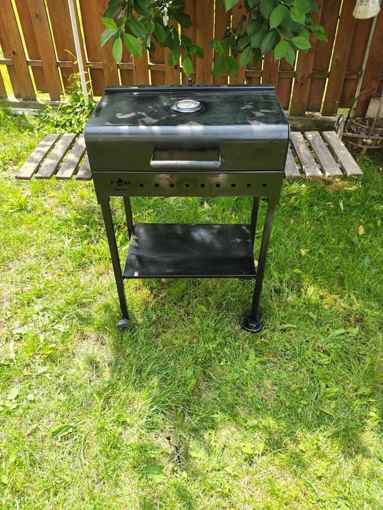 Grătar Fum Grill