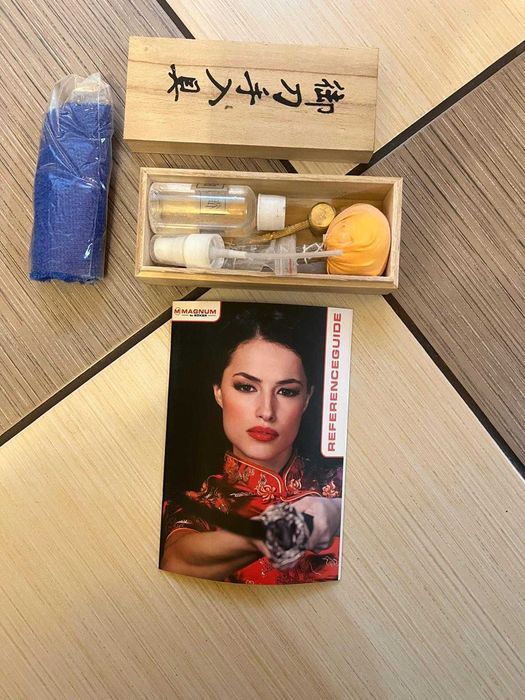 Böker Magnum Samurai Damascus Katana 05ZS580 - produs nou