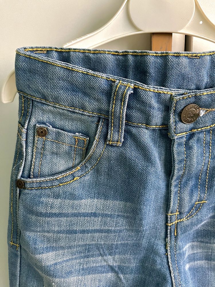 Продам новые джинсы, брюки для мальчика за 3тыс тг!