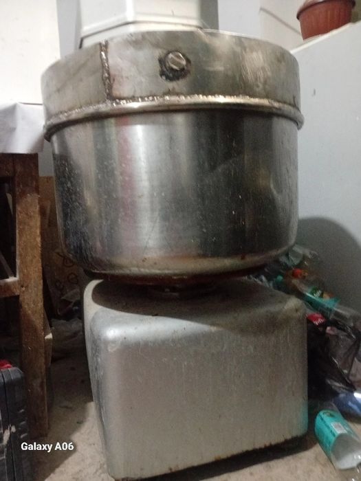 Хлебо печь и тестомешалка