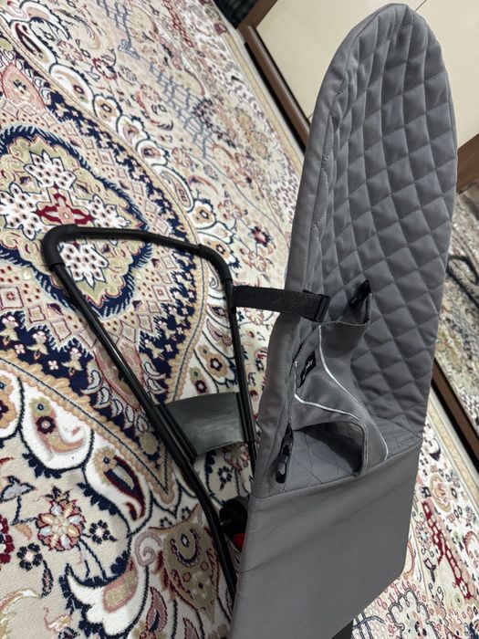 Шезлонг детский серый