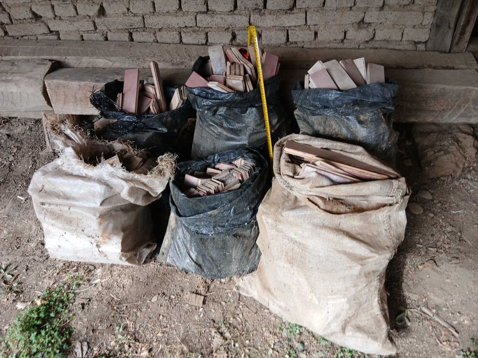 Стар буков паркет за горене