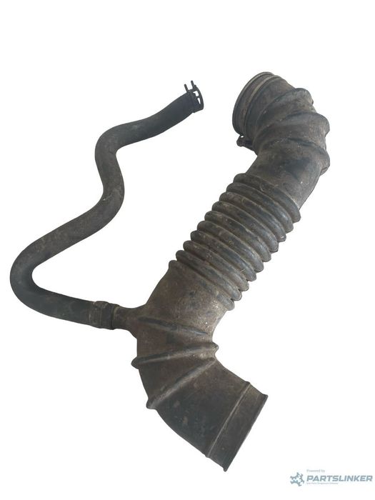 Furtun admisie aer MITSUBISHI PAJERO II V3_W, V2_W, V4_W 1990 - 2001