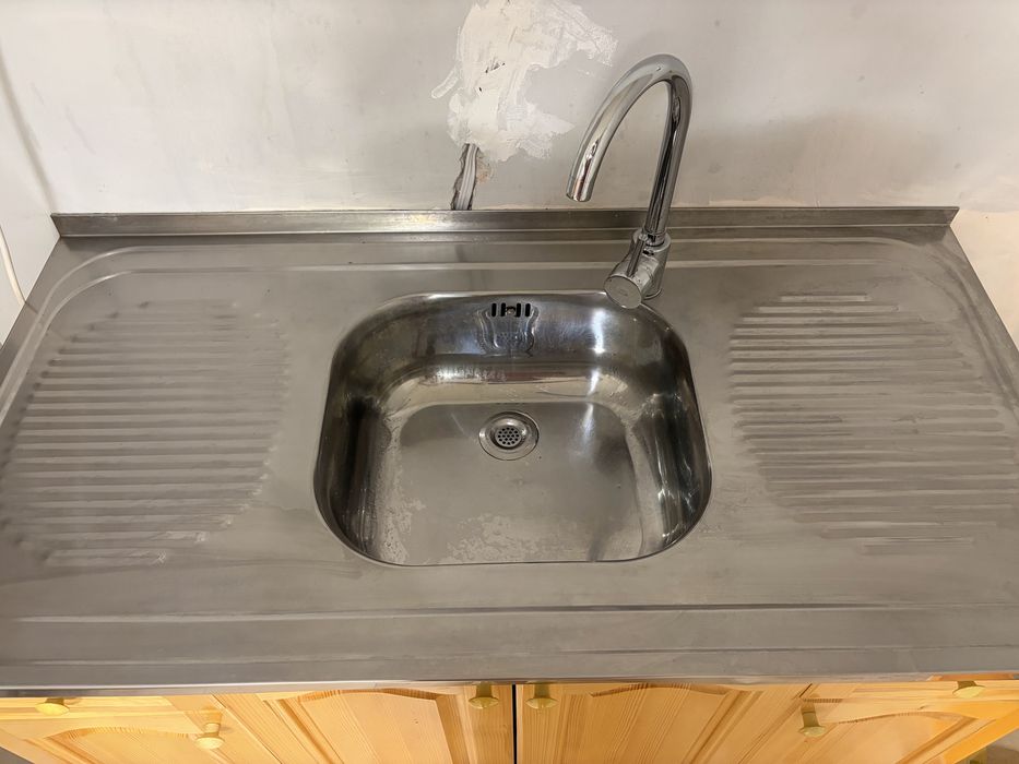 Долен шкаф с мивка