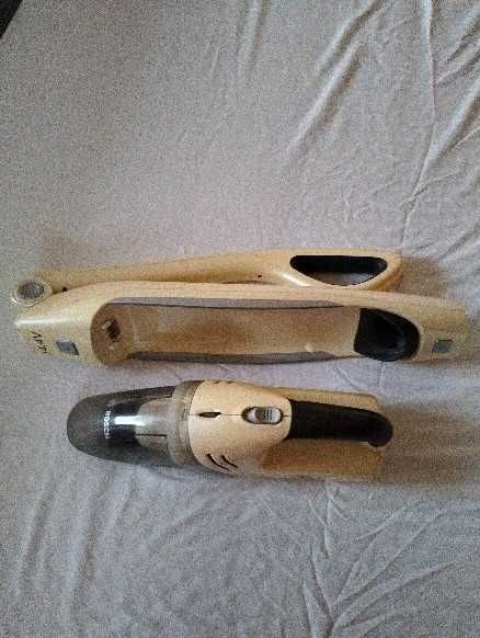 aspirator  Bosch de mana