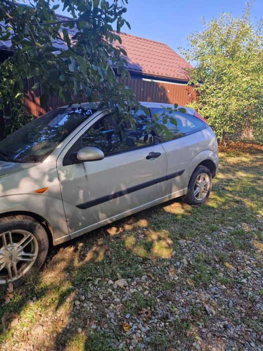 Vand autoturism  FORD FOCUS 2004 1.6  pentru voucher Rabla.
