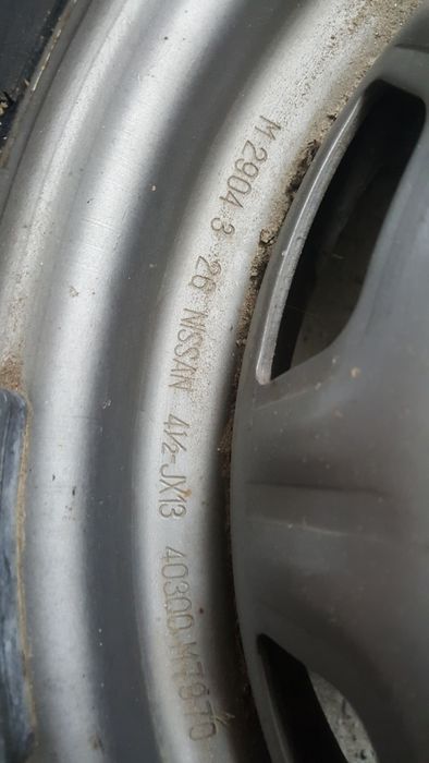 Джанта за нисан 4х114.3 с гуми 175 70 13