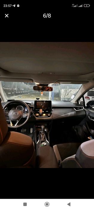 Tayotta corolla sedan