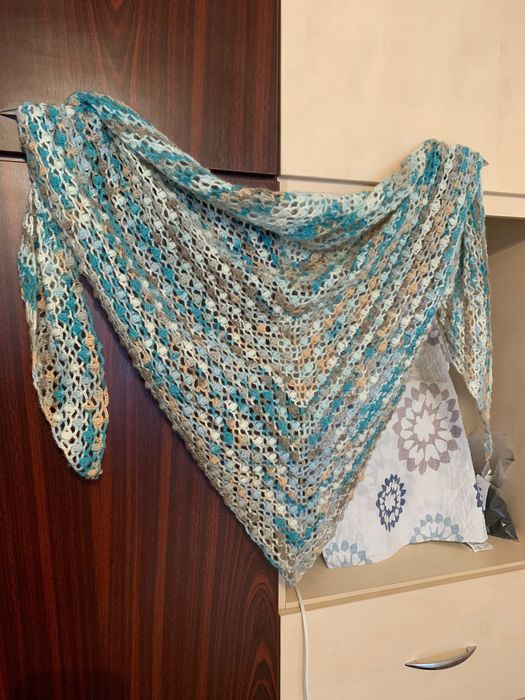 Sal esarfa mare crosetat mohair