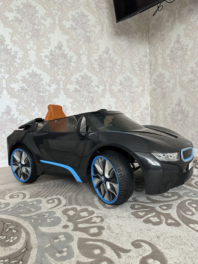 Детский электромобиль BMW i8