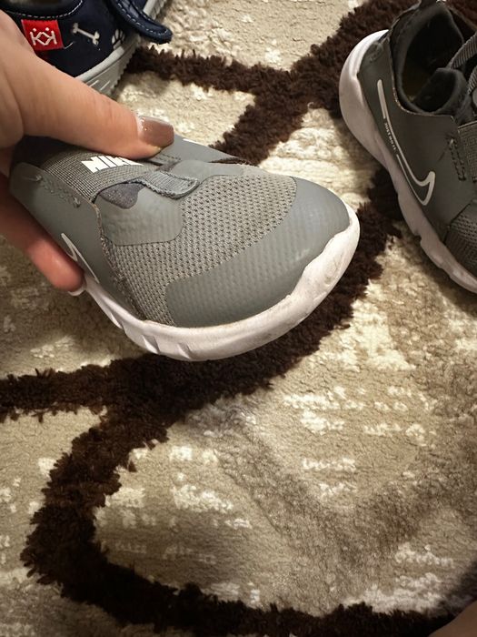 Маратонки Nike .