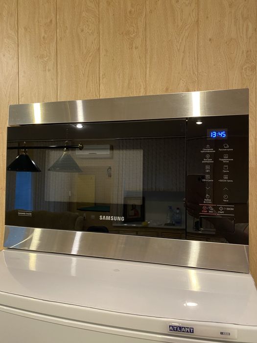 Встраиваемая микроволновая печь Samsung