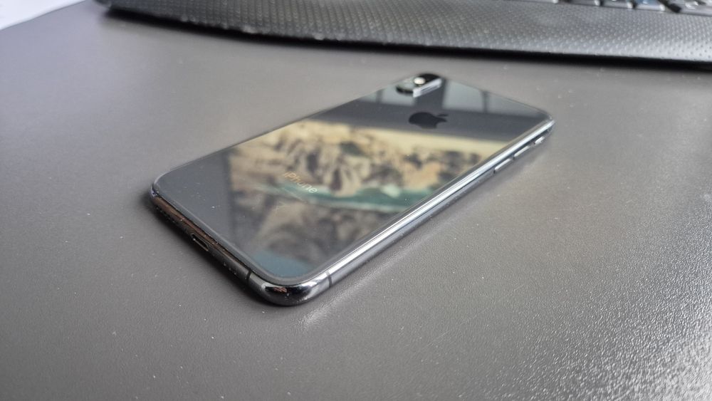 iPhone XS defect