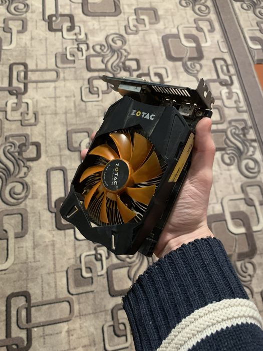 Продам 2 видео карты и процессор