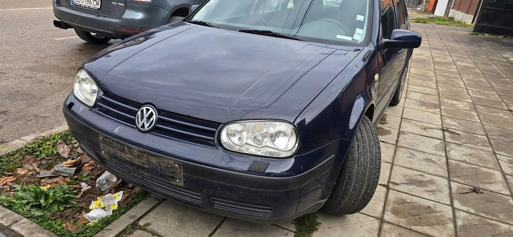 Golf 4  на части 1 4 16 винтила 75 коня
