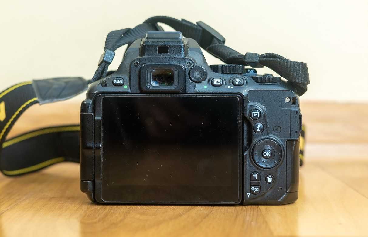 Nikon D5500 - BODY - Aparat foto DSLR