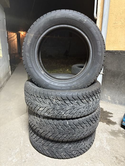 Продам зимние шины Cordiant 205/60 R16 — комплект
