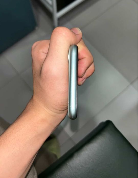 IPhone 11 128 gb 2ta simkartali