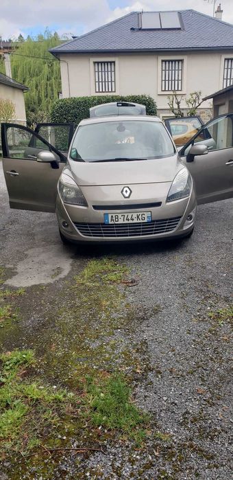 renault scenic III 1.9 DCI 130 de cai 7 locuri