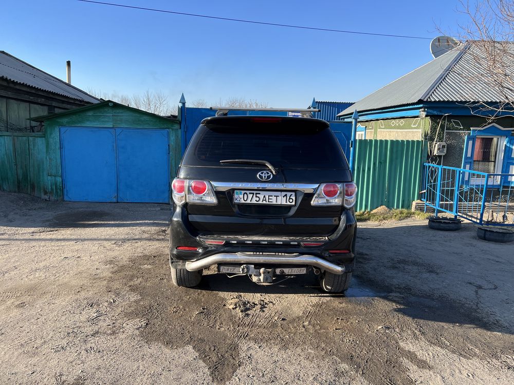 Toyota Fortuner 2014 года