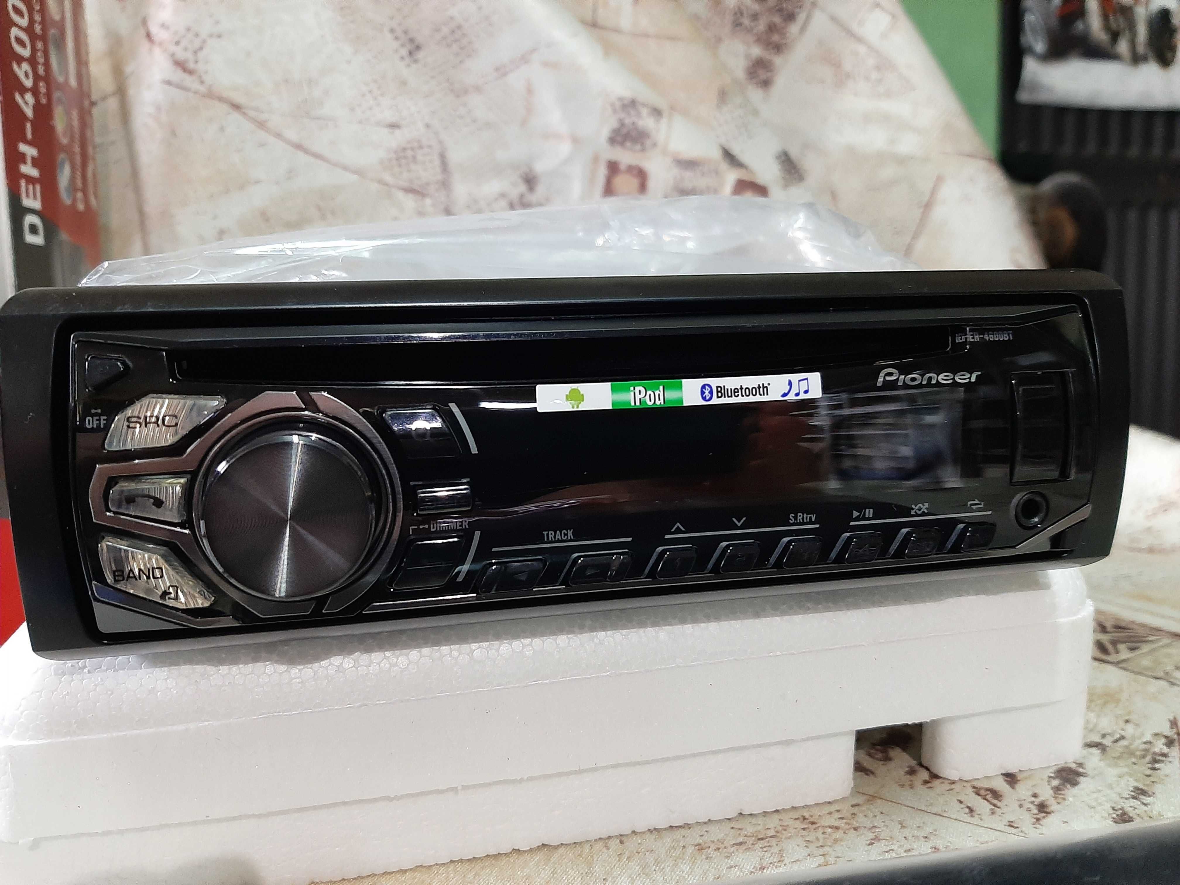 Pioneer DEH 4600BT- чисто нов!