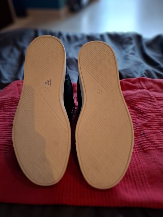Livergy Sneakers din piele – noi, simpli și versatili