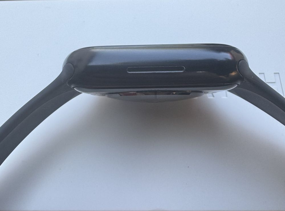 Apple watch midnight aluminium case,seria 8,45 mm