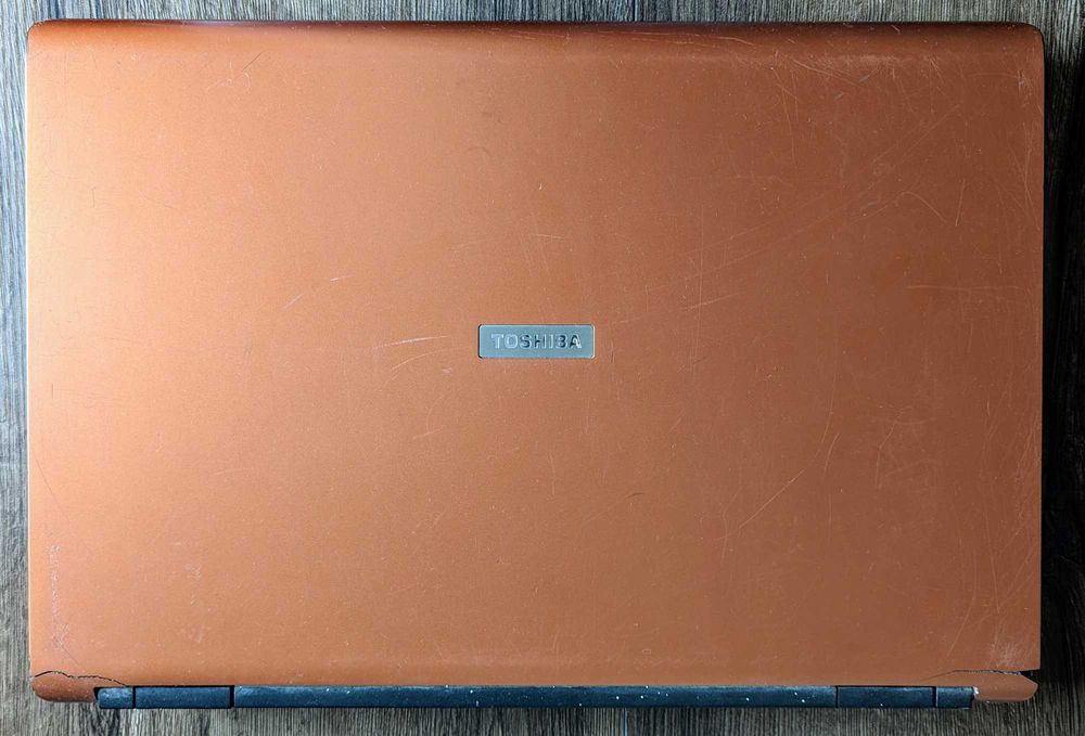 Ноутбук Toshiba Satellite Pro