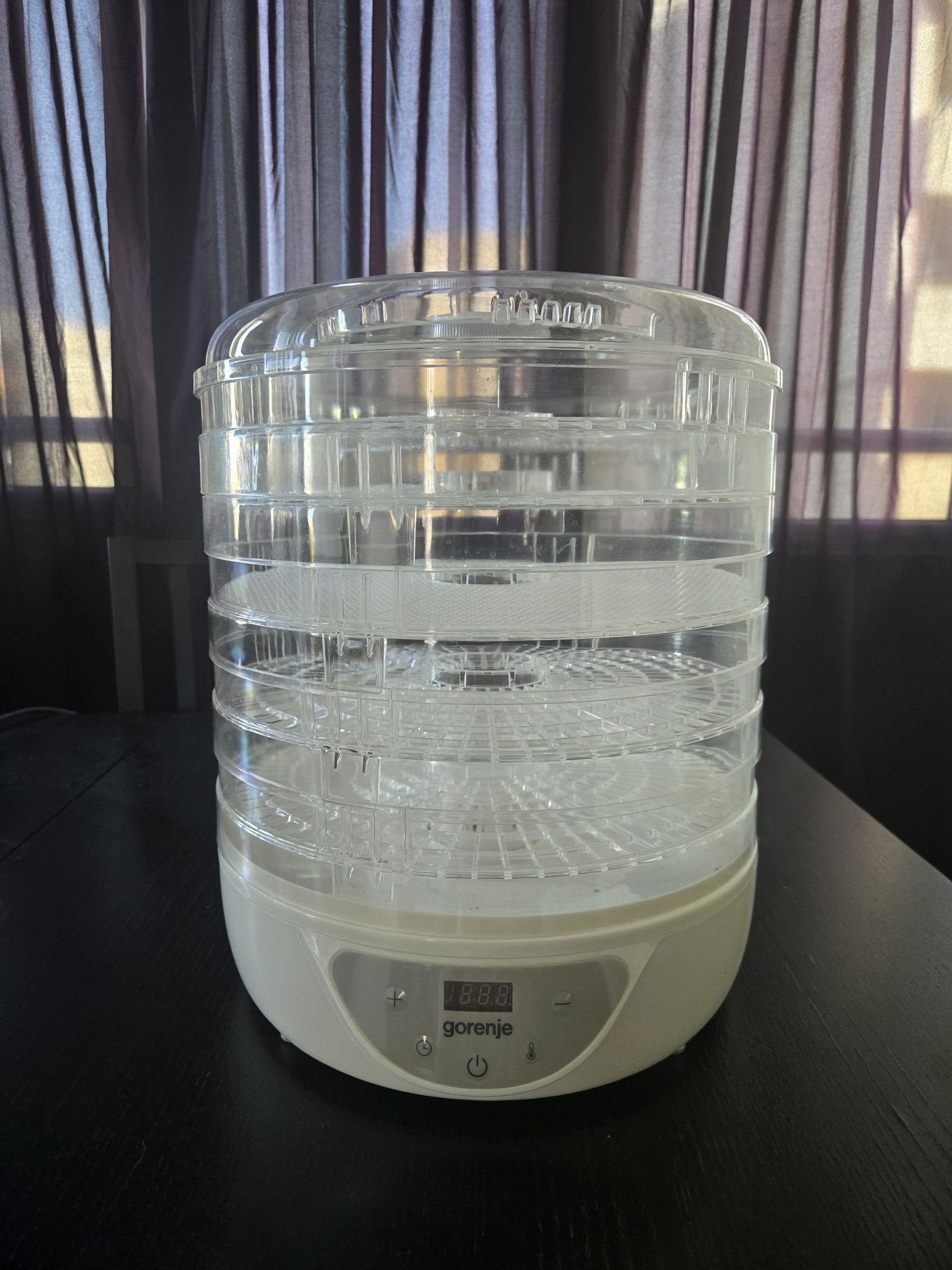 Gorenje FDK24DW (уред за сушене на плодове)