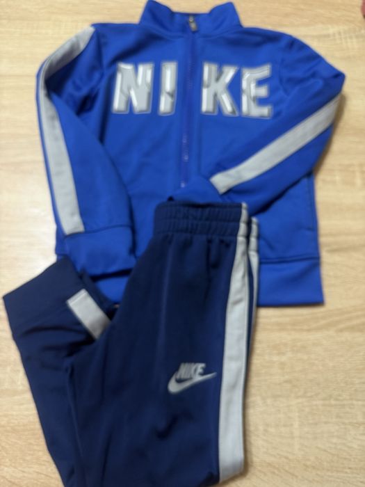 Trening nike copil 3-4 ani