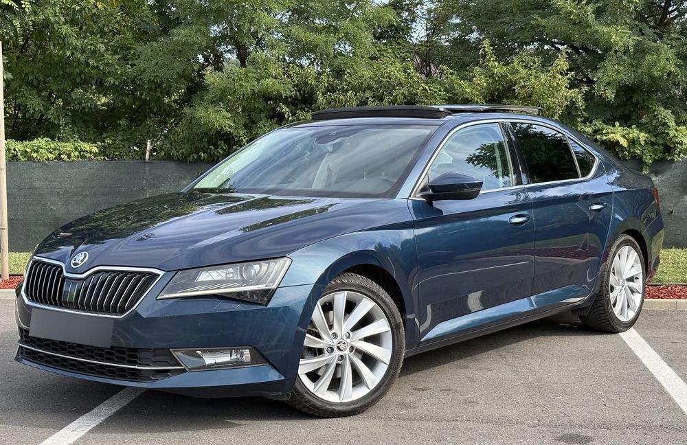 Skoda Superb Skoda Superb Berlina 2.0 TDI ,DSG, TRAPA, BORD VIRTUAL 2019