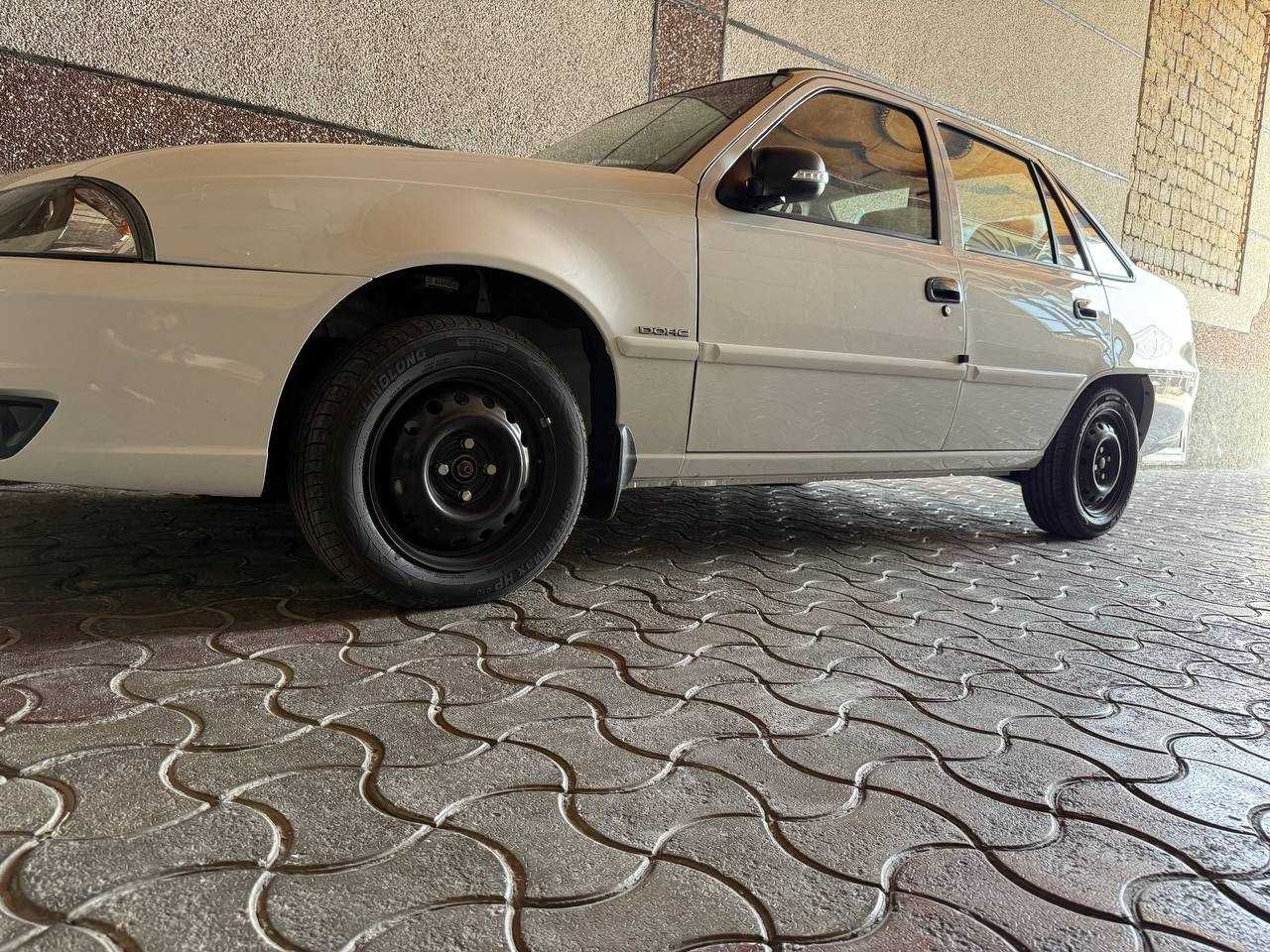 Nexia 2 sotiladi pachka