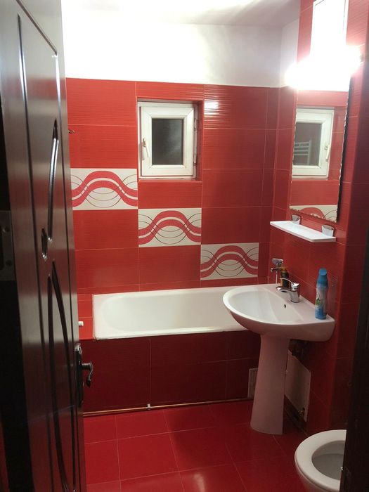 Închiriez apartament 2 camere