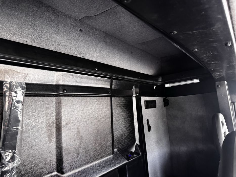 Iveco Daily 7.2 T C180 Platforma auto cabina dormit 2020