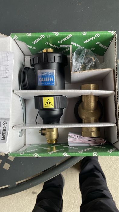 Vand separator magnetic de namol Dirtmag