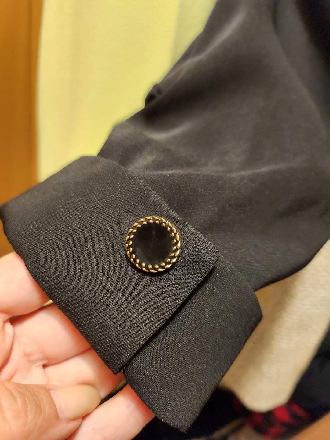 Черно елегантно сако reserved