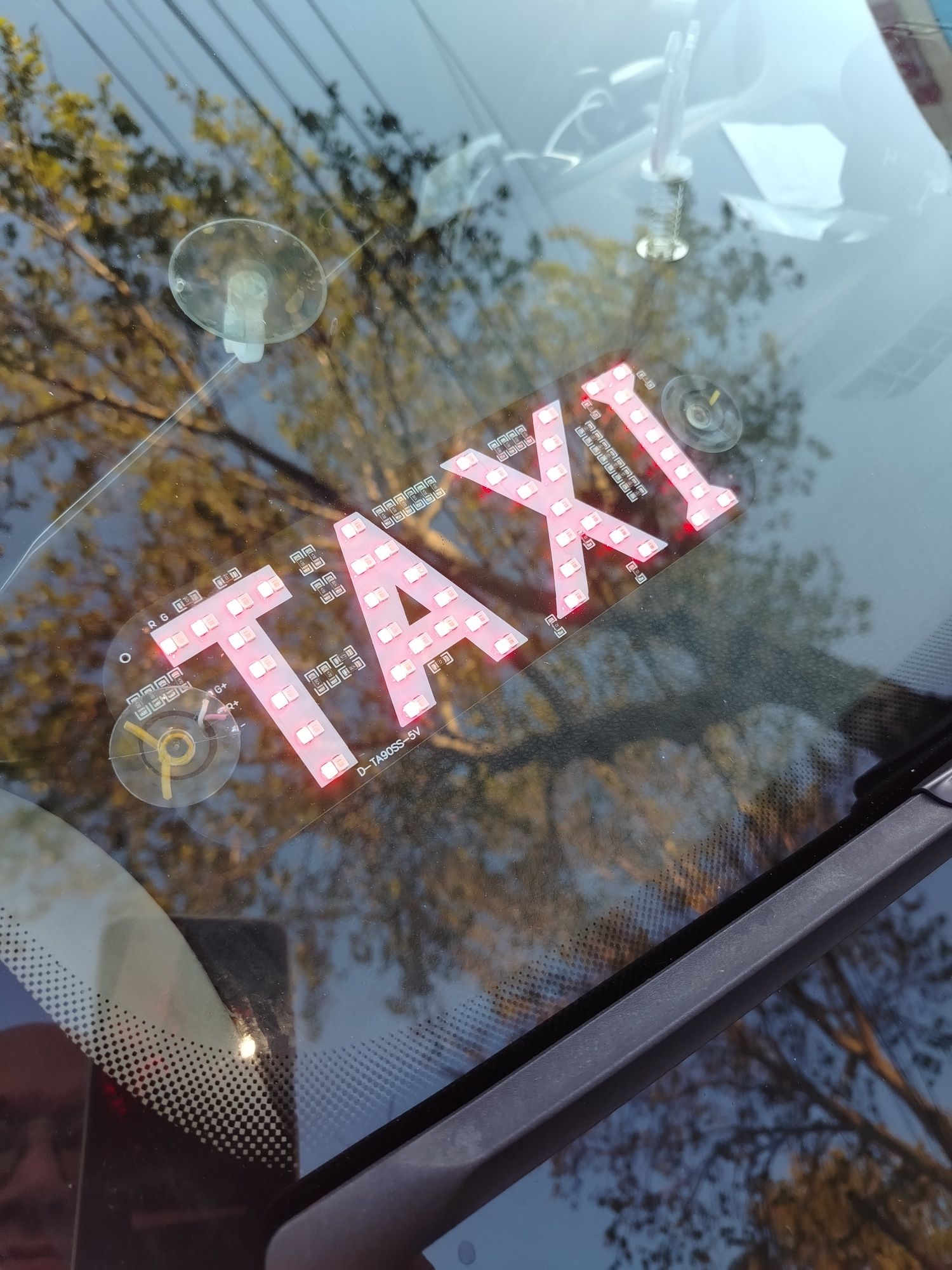 Accesoriu taxi parbriz