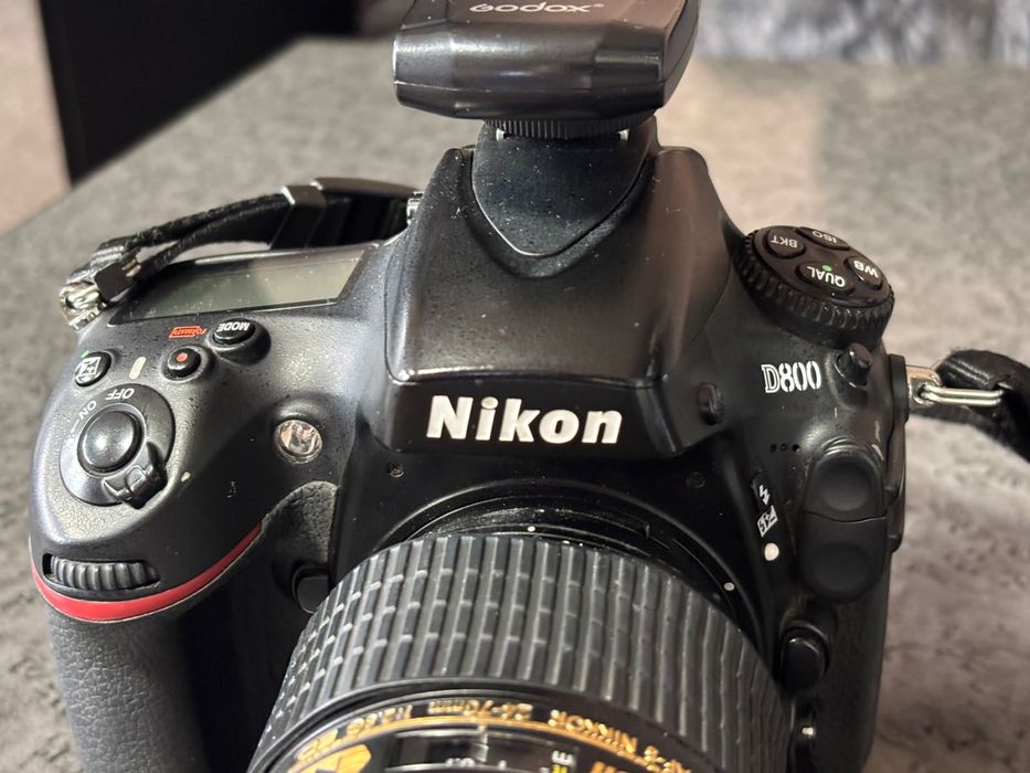 Nokon D800+  nikkor 24-70 , 2,8 ed