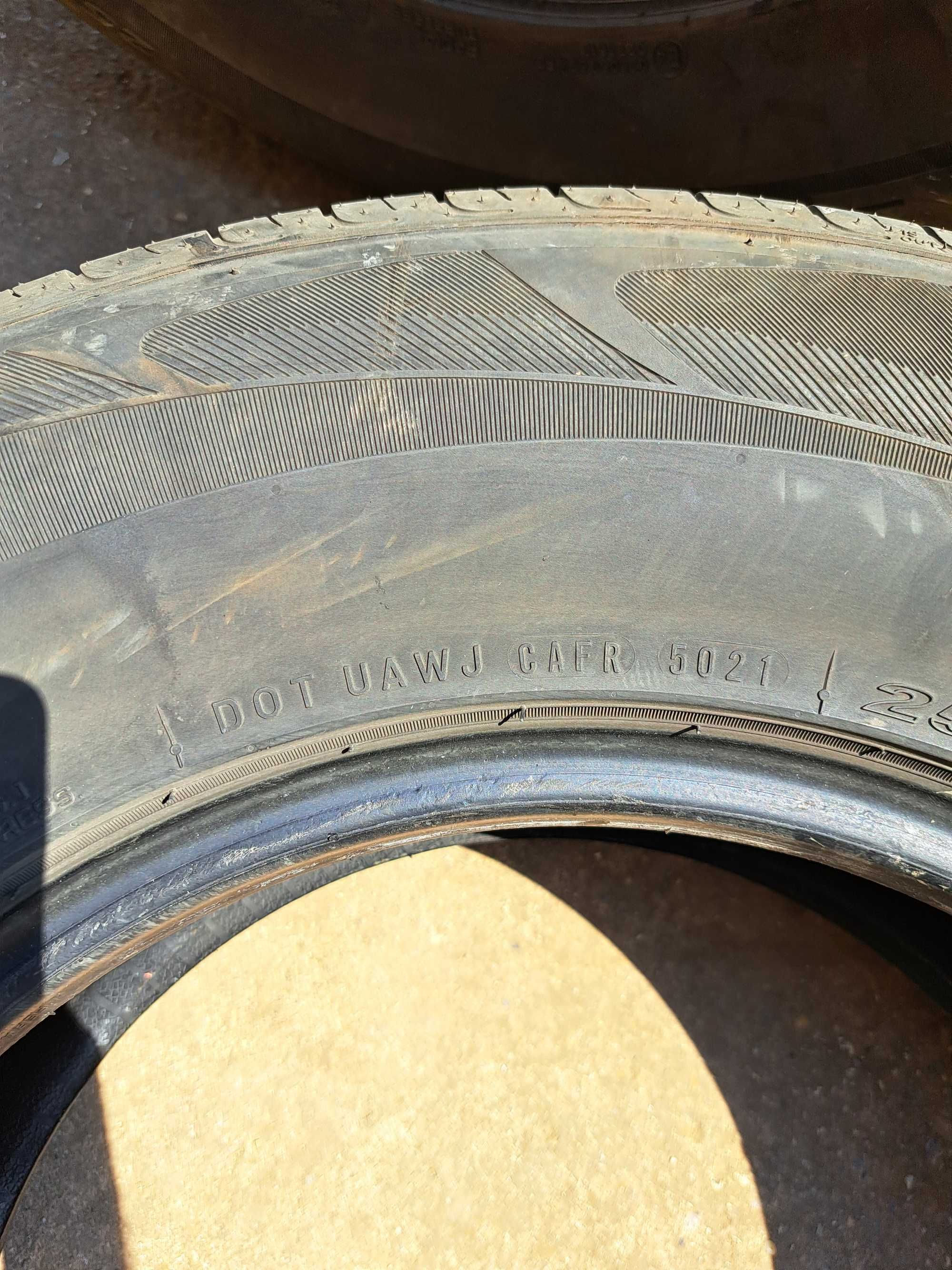 Летни гуми Nexen 255/65/16 DOT 5021