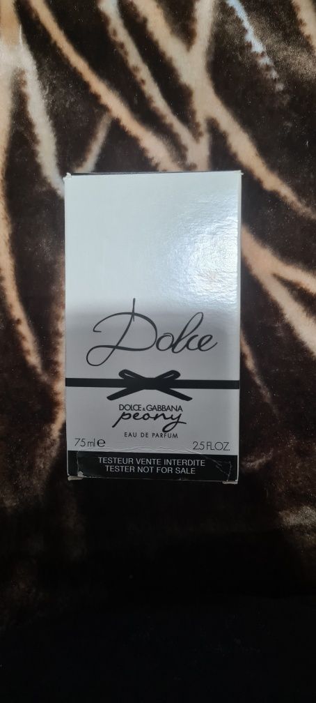 Dolce&Gabbana peony