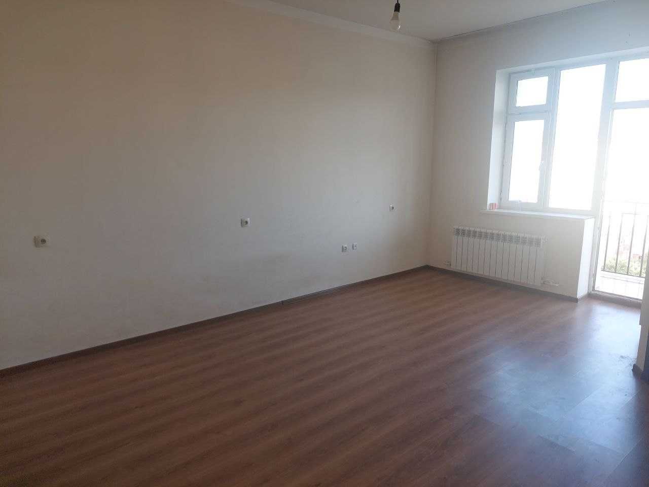 Продается 2х комнатная квартира, Район  Сергели 6а, Машина базар, 0837